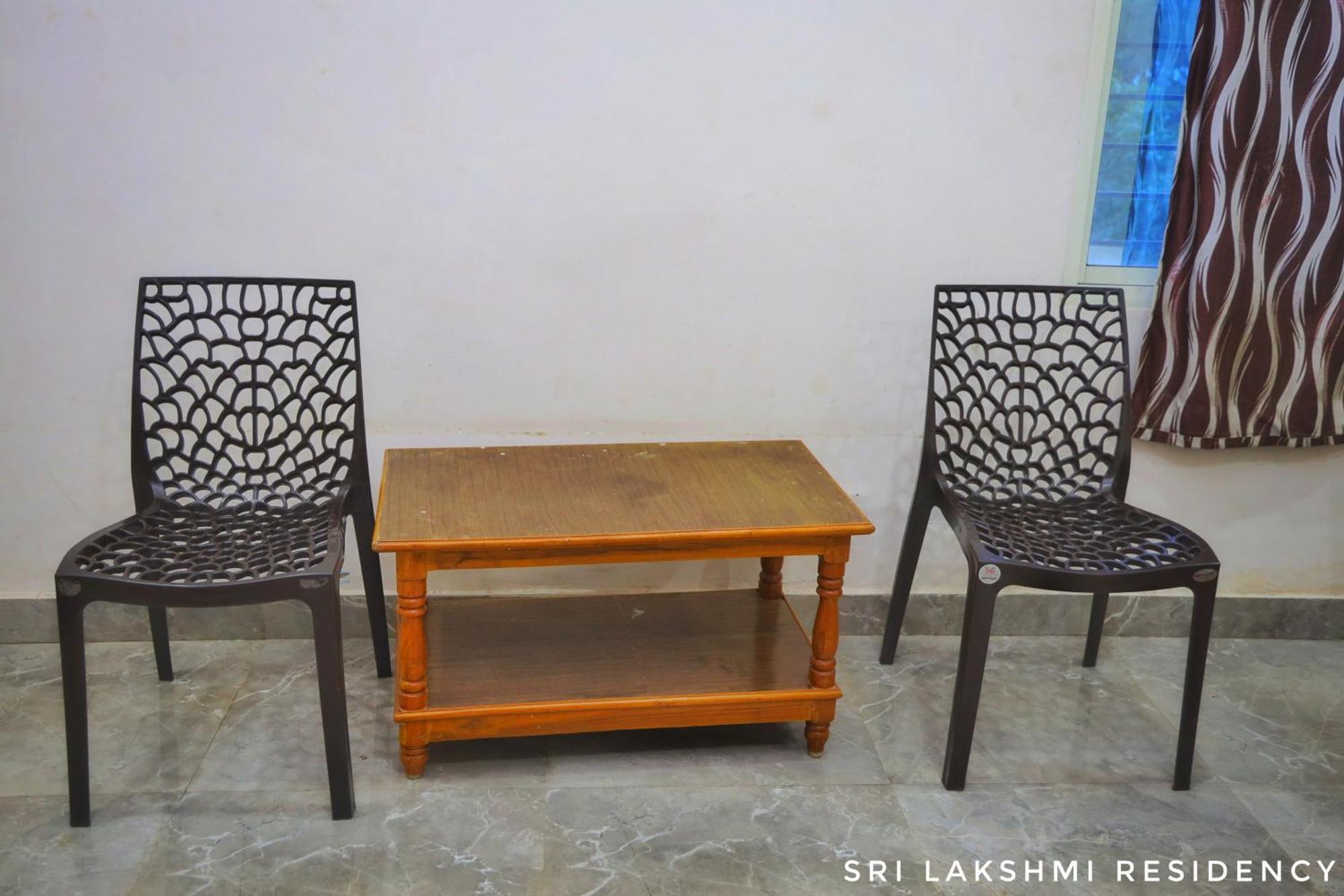 מלון טירופאטי Sri Lakshmi Residency מראה חיצוני תמונה